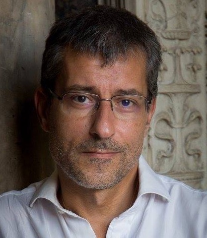 Daniele Chieffi presenta il suo ultimo libro "Crisi reputazionali ai tempi dell’Infosfera" episode artwork