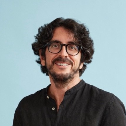 Dal mondo dell'estetica al digital marketing: intervista a Marco Conti, Sales Manager di Extera Digital Agency episode artwork