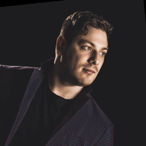 Antonio Mezzadra: il Sound Designer che trasforma i podcast in emozioni episode artwork